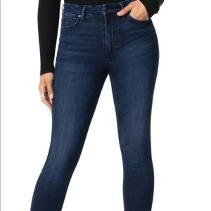 Joe’s Jeans- Honey skinny